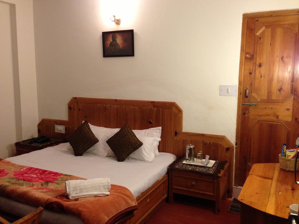 Akash Hills Hotel Manali  Exterior photo